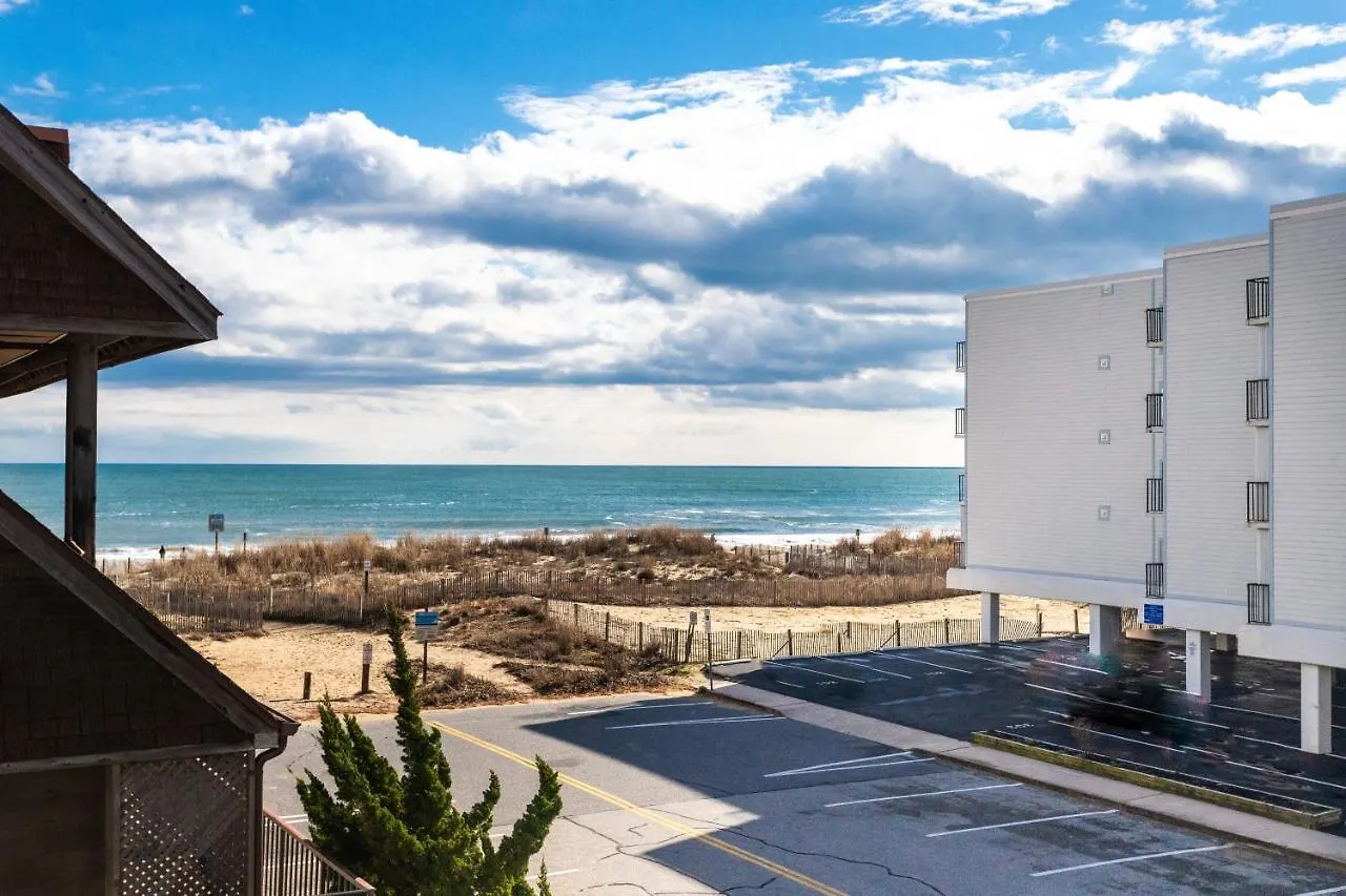 Апарт-отель Marylander Condominiums, 90 Steps From The Beach Ошен Сити
